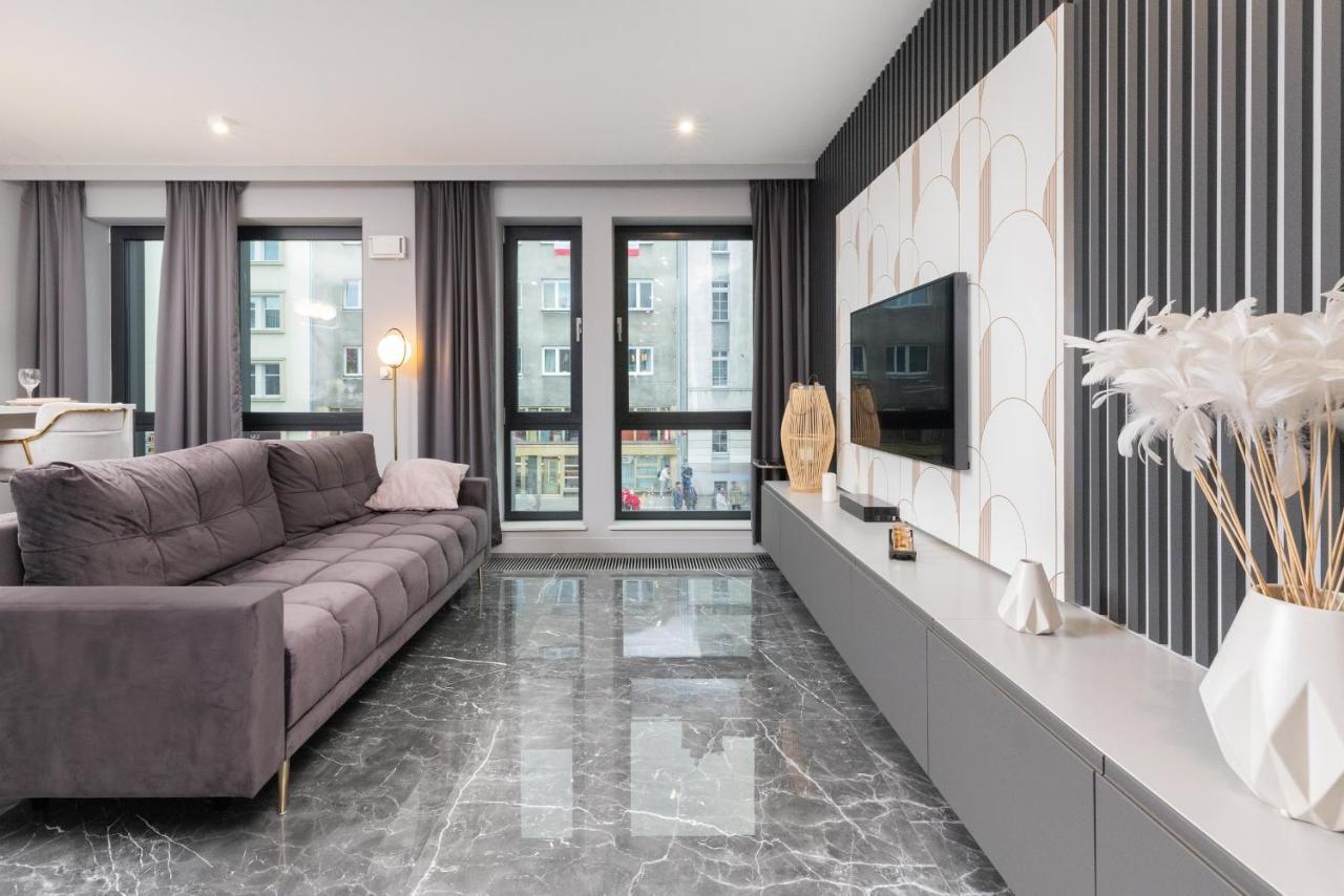 Luxurious Apartment With Two Bedrooms And Parking In Gdynia By Noclegi Renters Exterior foto